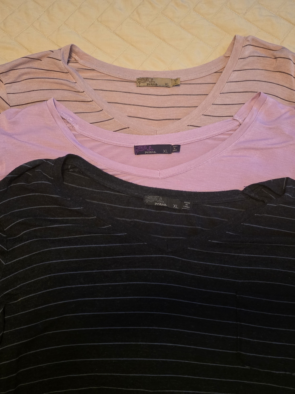 prAna XL Women's Striped Scoop Neck Tee - Pink, Light Pink & Black